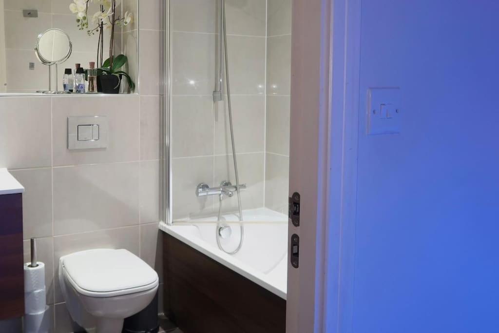 Cosy City Centre Apartment With Parking Birmingham Bagian luar foto