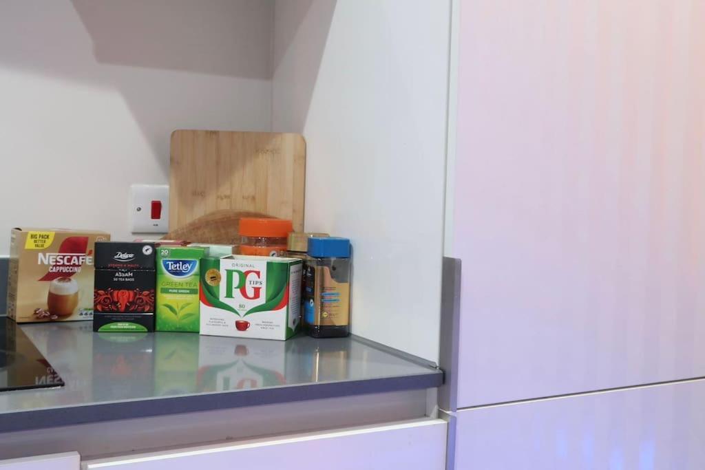 Cosy City Centre Apartment With Parking Birmingham Bagian luar foto
